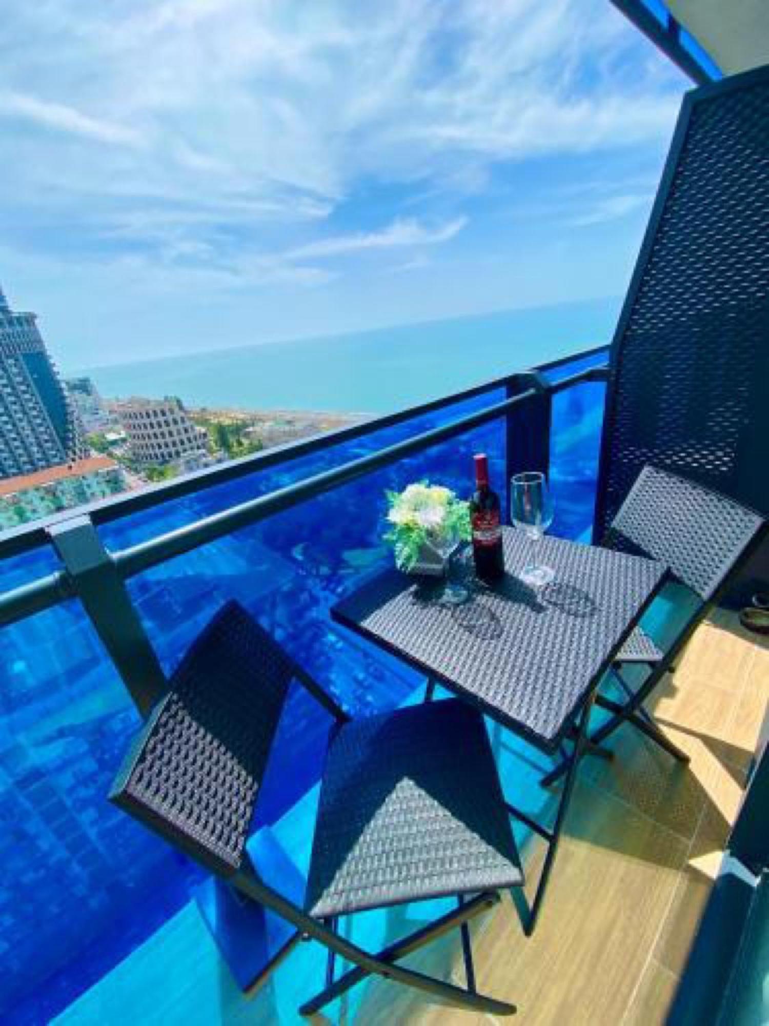 Sea View Orbi City Aparthotel Batumi Exterior photo